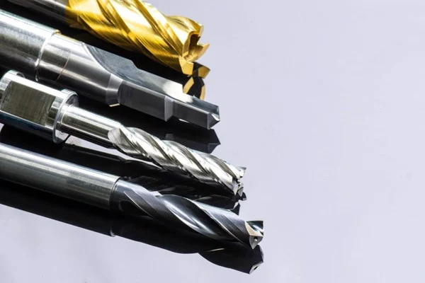 Xi chân không titanium