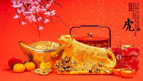 tượng xi mạ màu vàng