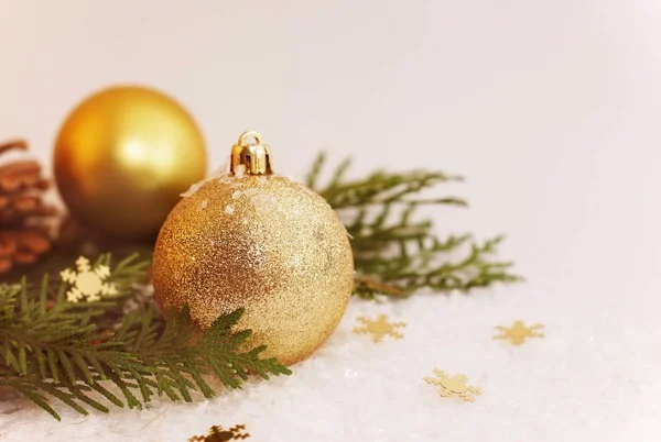 xi mạ nhựa quả cầu trang trí cây thông