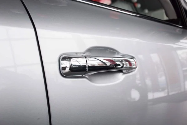 xi mạ tay nắm cửa xe ô tô