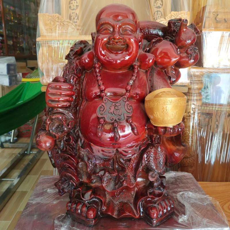 nhựa poly thay thế cho tượng gỗ và giá thành rẻ hơn