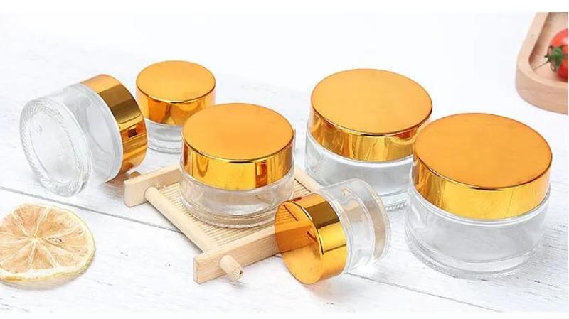 các chất liệu nắp, hũ đều được ứng dụng xi mạ