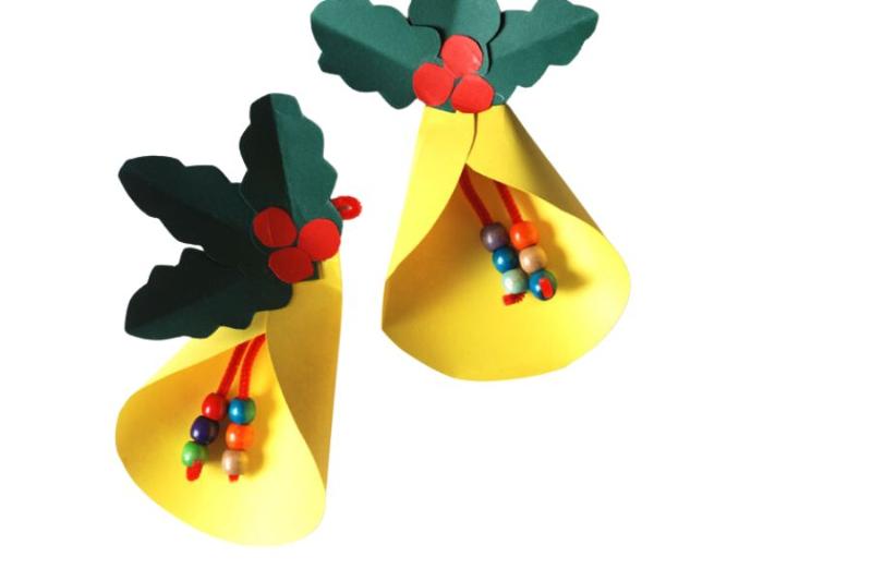 chuông giáng sinh giấy xốp