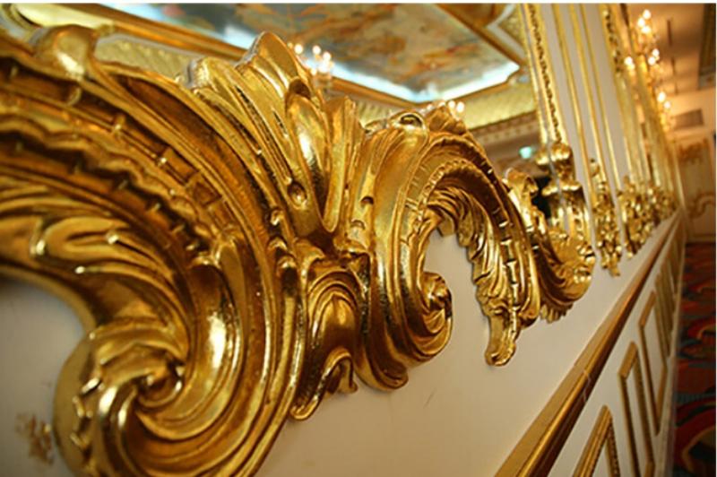 Sản phẩm nhựa sau khi được xi mạ vàng