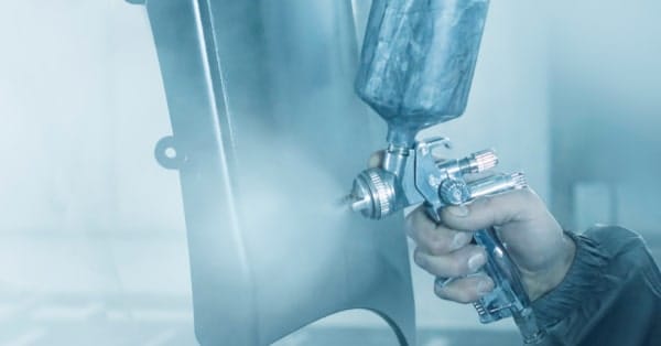 Công dụng và ứng dụng sơn lên nhựa