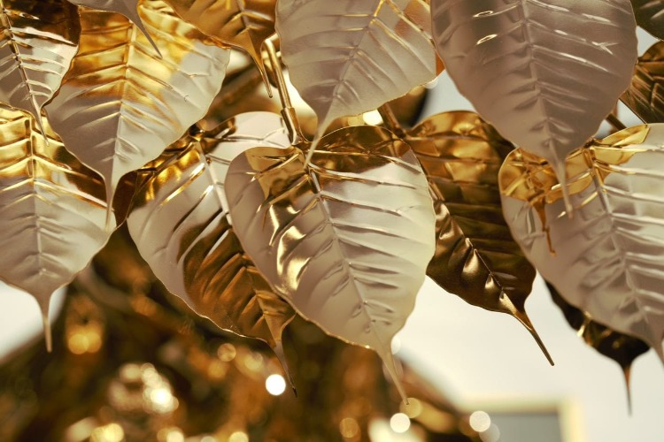 Những câu hỏi thường gặp về mạ vàng và dát vàng